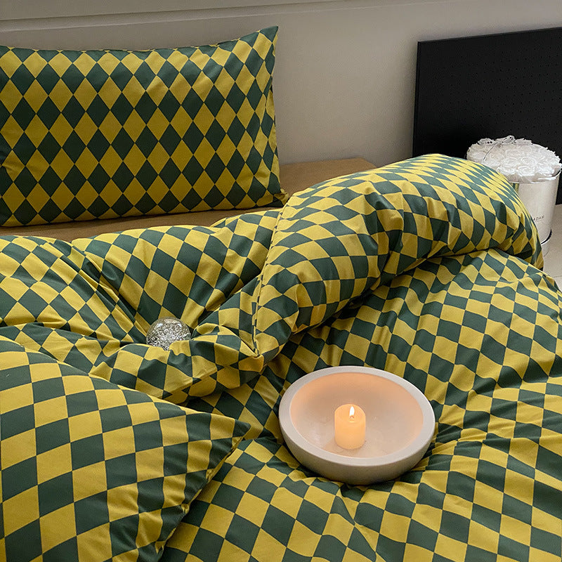 Four-Piece Quilt Cover Set Bed Sheets Bedding - Multiple Styles & Sizes