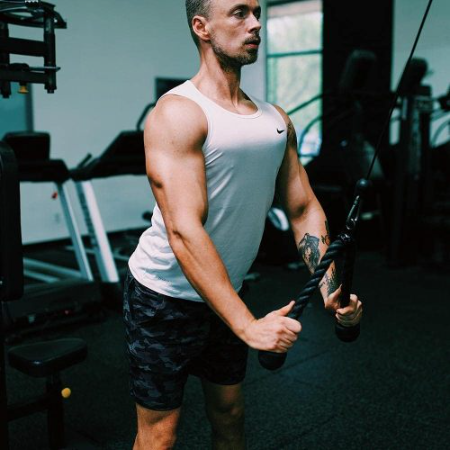 Adjustable Power Cage - Multi-Functional Squat Rack, 1000Lbs Capacity