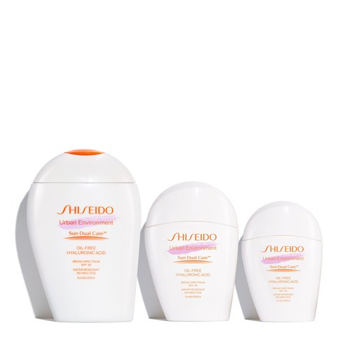 Shiseido Urban Environment Oil-Free Sunscreen SPF 42 - 143 mL - Protects, Hydrates, Mattifies & Works as Face Primer - Water Resistant for 40 Minutes - Non-Comedogenic