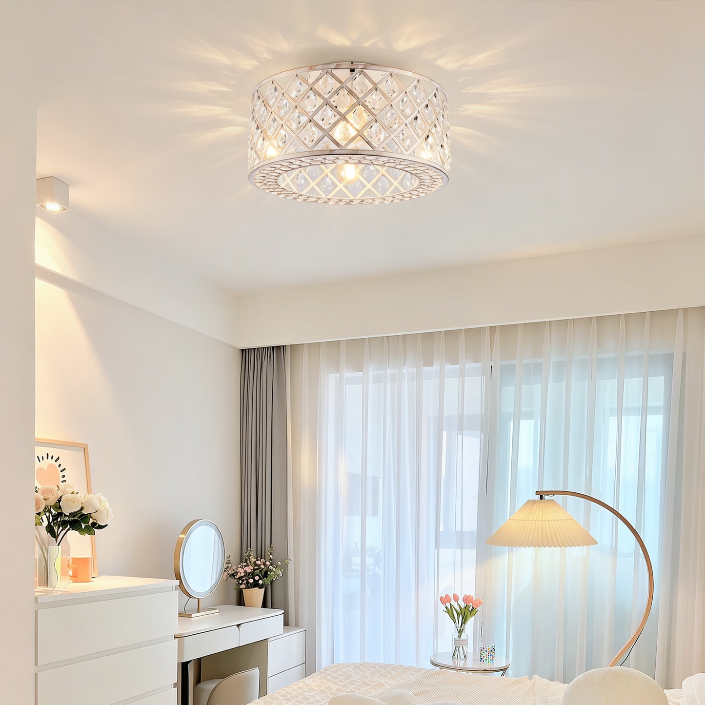 19.6'' Flush Mount Ceiling Fan with Light Kit - Gold & White