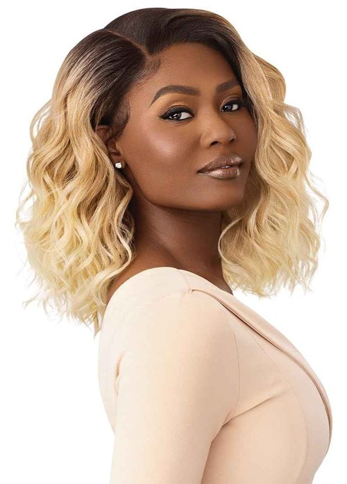 Outre Lace Front Wig - Melted Hairline - Lexanne (DR4/BLONDE LATTE MELT)