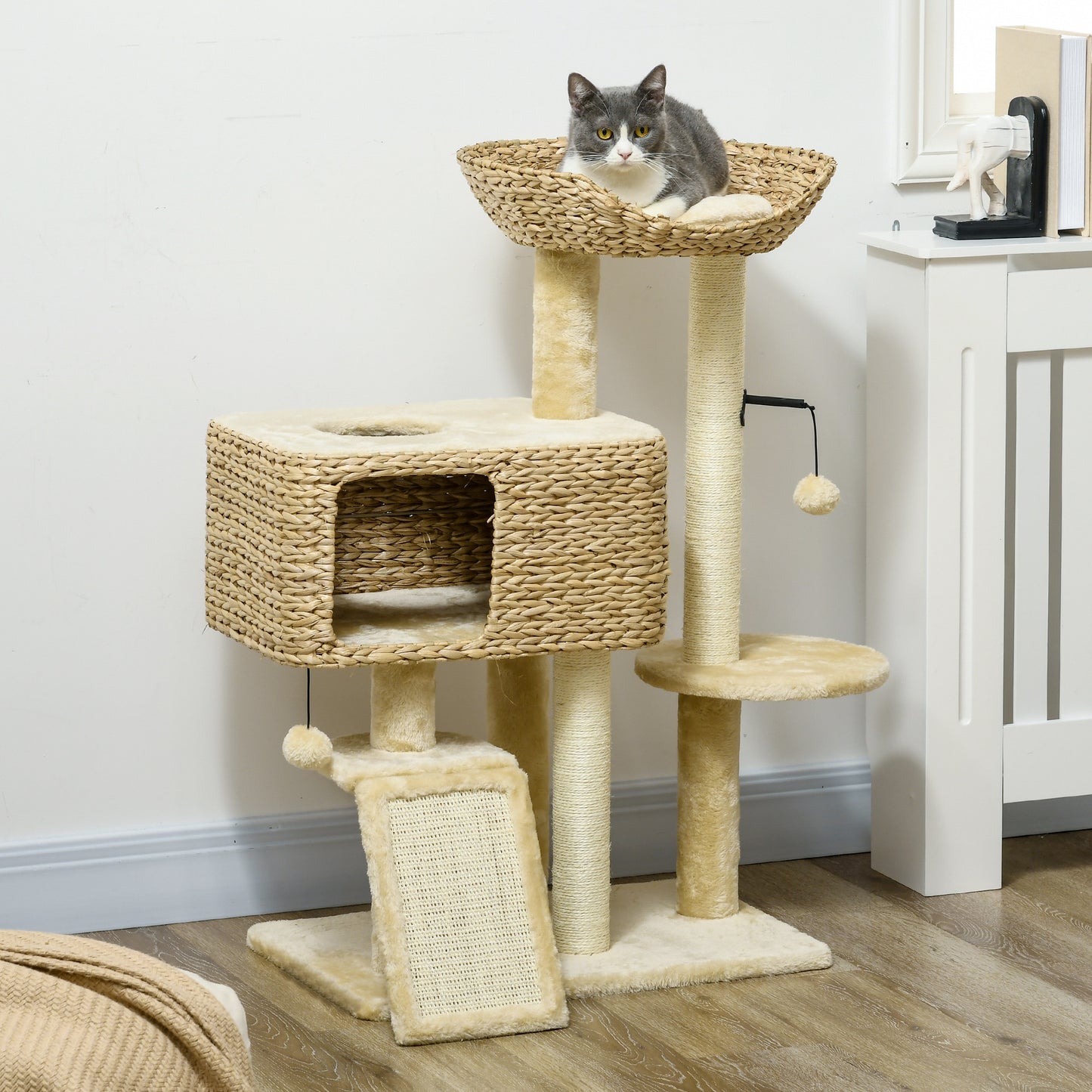 Indoor Cat Tree with Scratching Posts and Cozy Condo - Beige