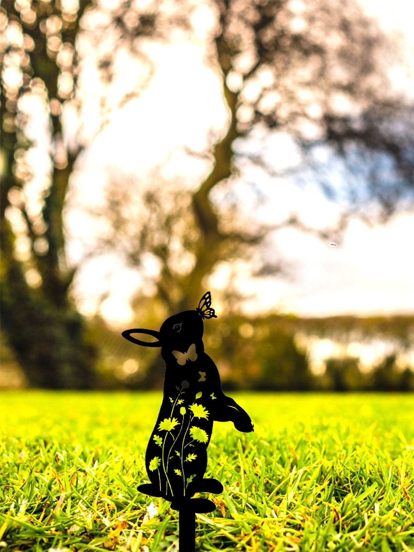 Metal Rabbit Garden Stake & Wall Sculpture - Outdoor Yard Art for Patio