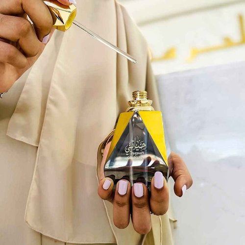 Al Haramain Hayati Gold for Unisex - 0.4 oz Concentrated Perfume Oil