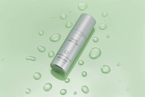 ARCONA Magic Green Ice for Aging Skin - Glycerin, Meadowfoam Seed Oil, Aloe, Lavender, Crocus Chrysanthus Bulb Extract 1.17 oz. Made In The USA