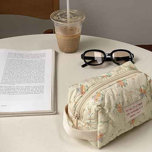 Floral Makeup Bag Cotton Quilted Cosmetic Makeup Bag Organizer, Aesthetic Portable Pouch Purse Toiletry Bag for Women Girls Travel accessories