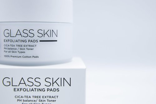 DFA Glass Skin Exfoliating Pads, Cotton Pads For Face, Exfoliating Cotton Rounds, Peeling and Toner Pads, Glycolic Acid & Salicylic Acid Pads, Chemical Peel Cleansing Pads, Korean, 50 Pc, 2.87 Fl Oz