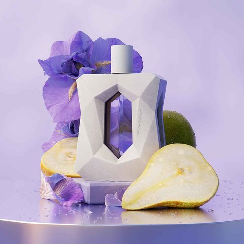 Ariana Grande God is a Woman Eau de Parfum – Fruity Musk Fragrance for Women – Women's Perfume with Notes of Orris, Pear, Vanilla & Cedarwood – 3.4 Fl Oz