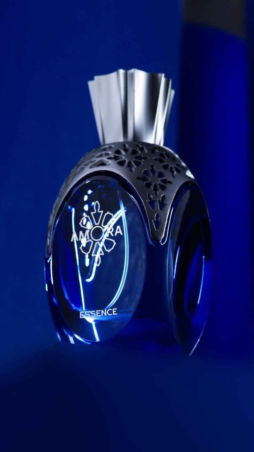 Atralia Amora Essence Extrait De Parfum 100Ml 3.4Oz Unisex Fragrance - Luxury and Original Extrait de Parfum with Top notes of Lychee, Rhubarb and Bergamot