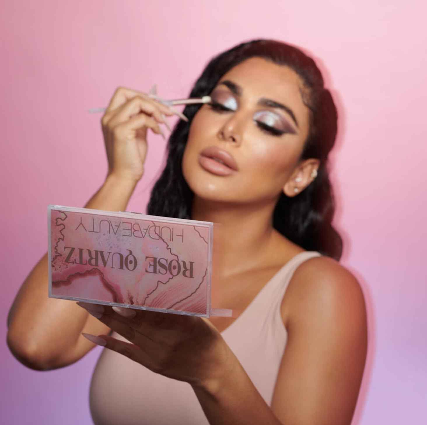 Huda Beauty Rose Quartz 18 Eyeshadow Palette
