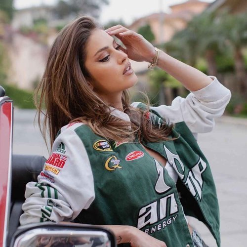 IGK EXTRA LOVE Volume & Thickening Conditioner Liter| Lightweight + Supports Scalp + Balance Oil | Vegan + Cruelty Free | 33.8 Oz