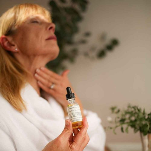 Farmaesthetics Complexion Conserve Face Serum (1 fl oz) | Ethically Sourced Sustainable Beauty | Clean, All Natural, Small Batch Skincare