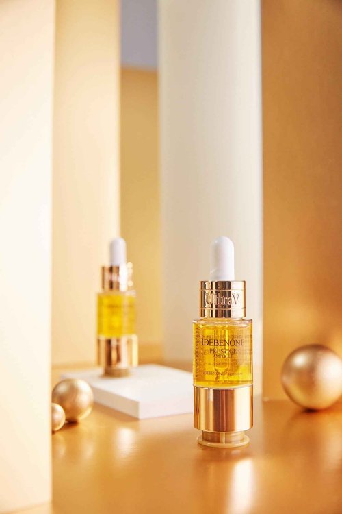 Ultra V Idebenone Prestige Ampoule, 4 Vials Set, Anti-Aging Antioxidant Serum, 0.34 fl oz Each - Antioxidant, Anti Wrinkle, Smoothes, Softens, Hyaluronic Acid, Peptides