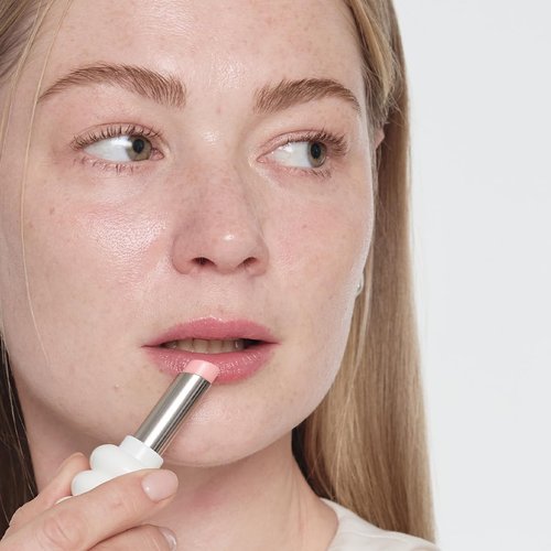 SULWHASOO LIP BUNDLE - Glowing Lip Balm & Perfecting Lip Color Bundle, Antioxidant-Rich Korean Lip Care Essentials, Nourishes, Hydrates, and Smooths Dry Flaky Lips