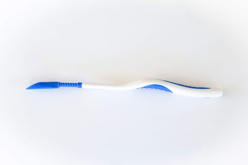 Mouth-Mate Large Oval Oral Hygiene and Tooth Brushing Aid with Unique Bendable Handle and Soft Tip to Improve Comfort, 10 Pack