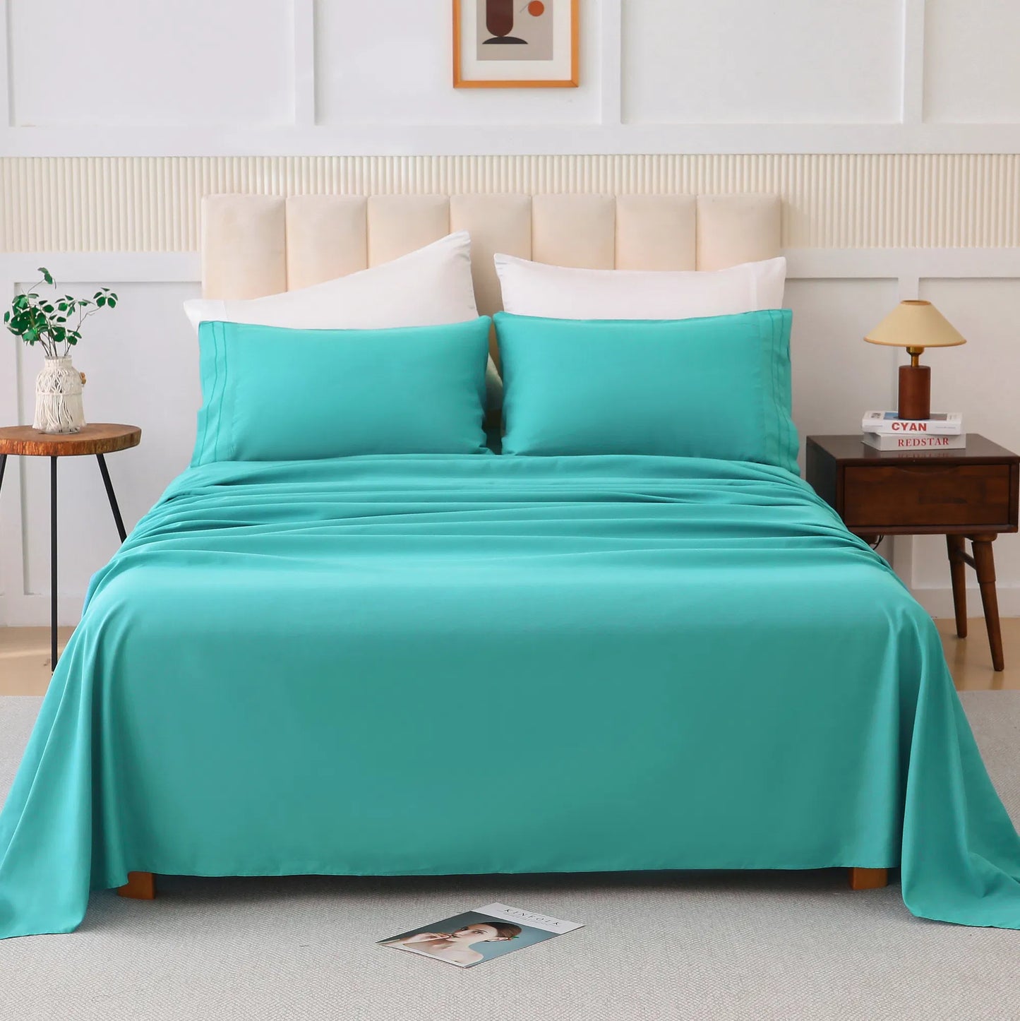 Four-Piece Bedding Set - Cloud-Like Comfort, Wine Red