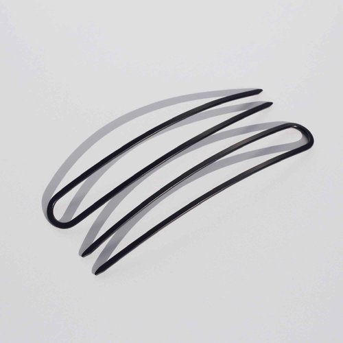 Kristin Ess Hair 1 Inch Titanium Curling Iron + Style Assist Blow Dry Heat Protectant Spray for Beach Waves + Detangling Brush + Matte Black French Pin Set of 2