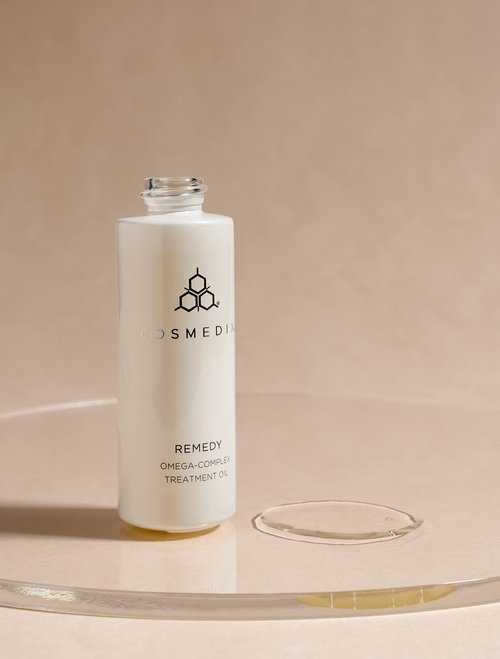 COSMEDIX Remedy Omega-Complex Treatment Oil, Omega Fatty Acids, Antioxidants & Vitamin E, Locks in Moisture, Cruelty Free