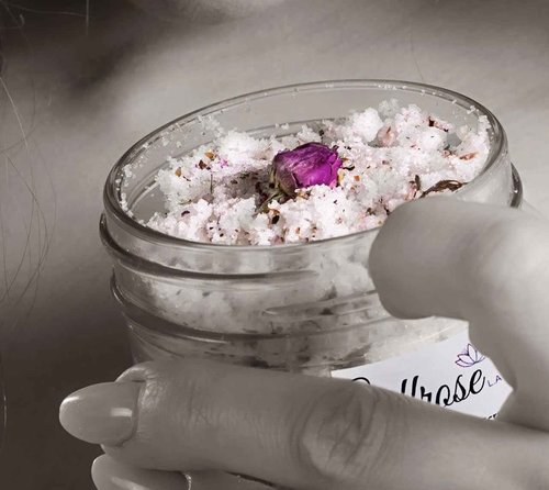 SaffroseLA Handmade Saffron Skincare Gift Set, 5pc including Saffron Soap, Bamboo Soap Dish, Saffron Scrub, Saffron & Rose Facial Toner, Facial Oil, & Gua Sha