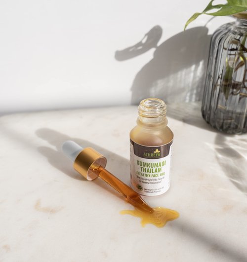 Athreya Herbs Kumkumadi Oil (Healthy Face Oil) | 1 Oz | Skin-Friendly Ayurvedic Face Oil | Rejuvenates Skin | For A Natural & Youthful Glow | Maintains Skin Hydration & Moisture | Vegan, Non-GMO