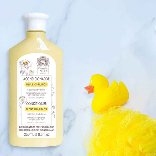 Camomila Intea Kids 3-In-1 Hair Lightener Kit - Blonder Lightening Set with Chamomile Extract - Lotion, Shampoo and Conditioner