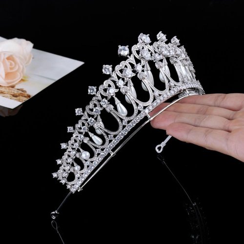 Princess Pearl Crowns Cubic Zirconia Queen Tiaras for Bride Headdress Vintage Birthday Prom Pageant Wedding Tiaras and Crowns Silver Crystal Bridal Hair Accessories (Silver 1)