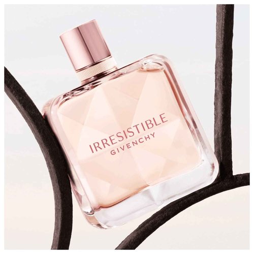 IRRESISTIBLE EAU DE TOILETTE FRAÎCHE