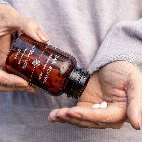 Isagenix Hair Revival - Natural Hair Growth & Thickening Supplement - Supports Healthy Scalp - Formula Contains Biotin, Amino Acid, Banana Flower Extract & More - 120 Tablets (60 Servings)