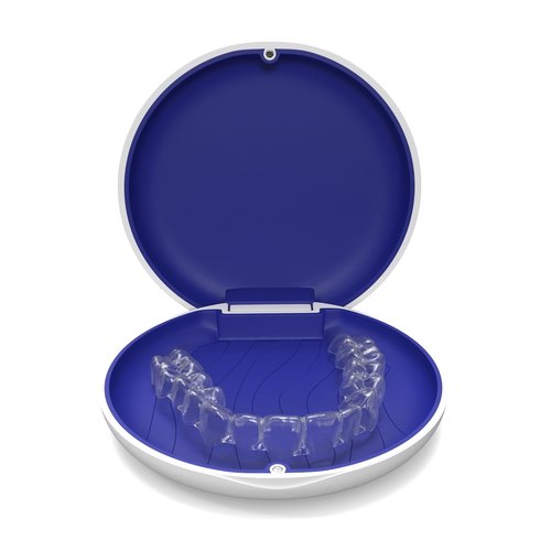 Custom Clear Retainer for Upper or Lower Teeth, BPA & Latex-Free, Invisible and Comfortable Fit for Adults & Teens (Upper or Lower)