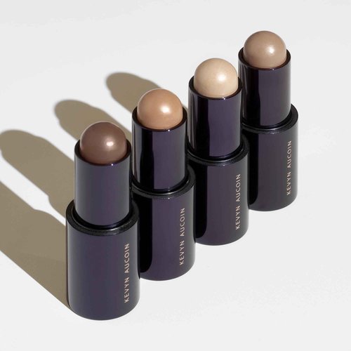 Kevyn Aucoin The Contrast Stick, Shape color (light neutral taupe, cooler undertone): A contour makeup crayon for adding angles, depth, structure and definition. All-day pigments. Made in Italy.