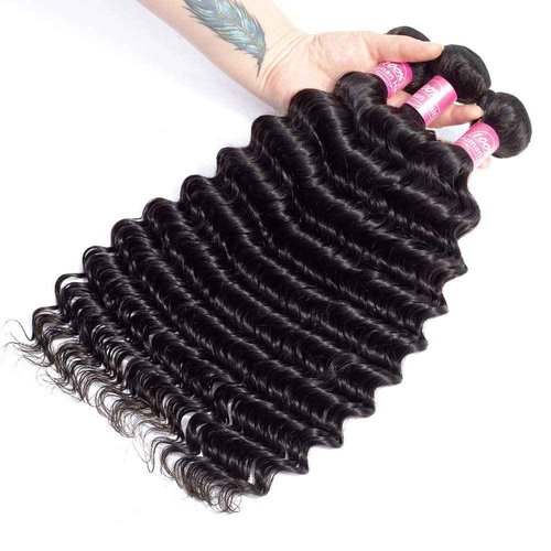 Deep Wave 10A Human Hair Bundles with Closure(16 18 20+14) Brazilian Deep Weave Curly Human Hair 3 Bundles with 4x4 Lace Closure 100% Unprocessed Virgin Human Hair Bundle Natural Color