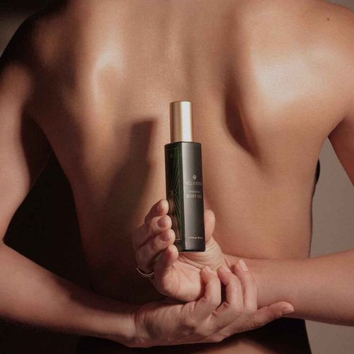 HELICONIA Sensuous Body Oil – Lightweight Body Oil with Jojoba Oil, Almond Oil & Vitamin E | Fast-Absorbing | Non Greasy | Wild Rose & Verbena Scent | Tropical Skincare | 50 ml