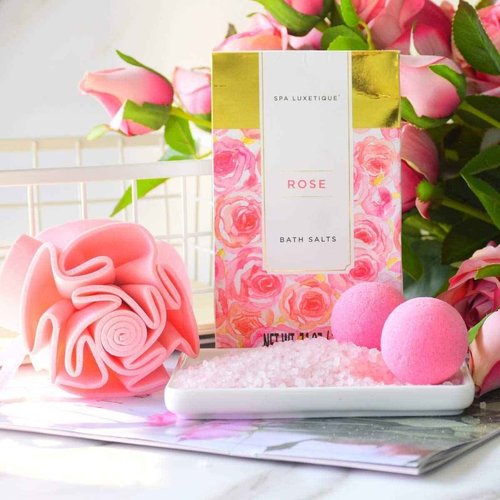 Spa Luxetique Gifts for Women - 10pc Rose Spa Basket, Deluxe Spa Tote Bag Bath Set with Wooden Handle, Bath Salt, Hand Soap, Body Butter, Christmas Gifts for Women