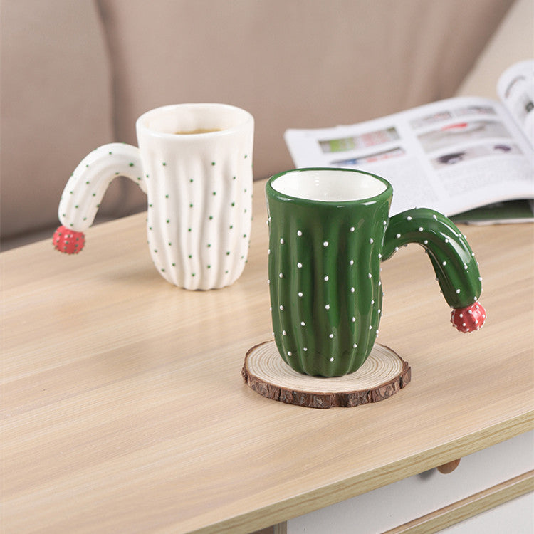 Ceramic Cup with Lid - High Quality Drinkware for Kitchen & Home