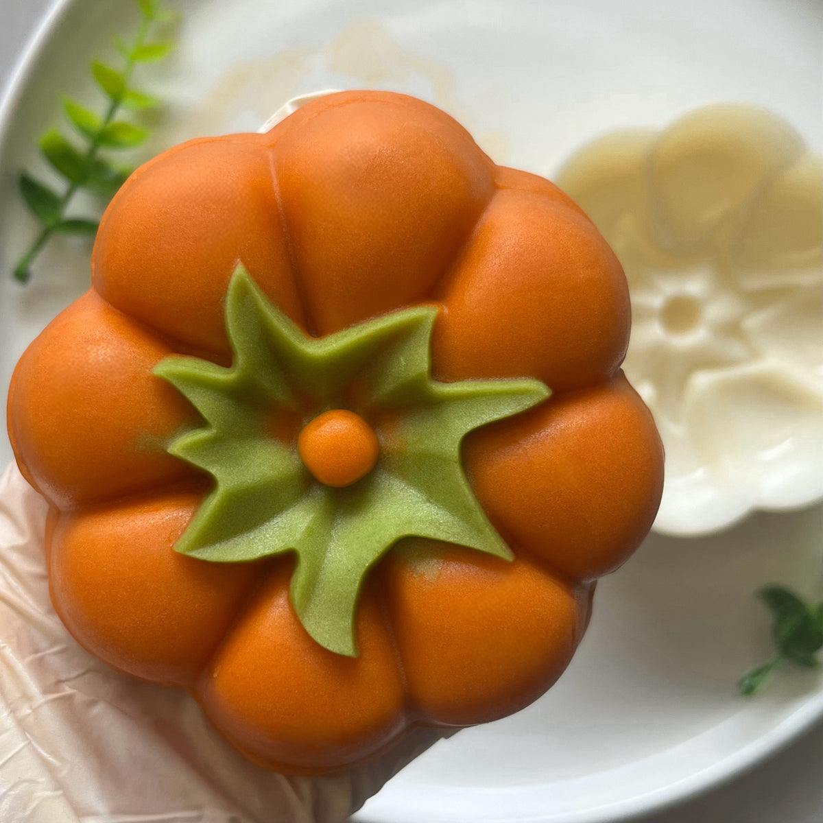 Big Pumpkin Snow Skin Mooncake Mold Green Bean Cake Maker Kitchen Utensil