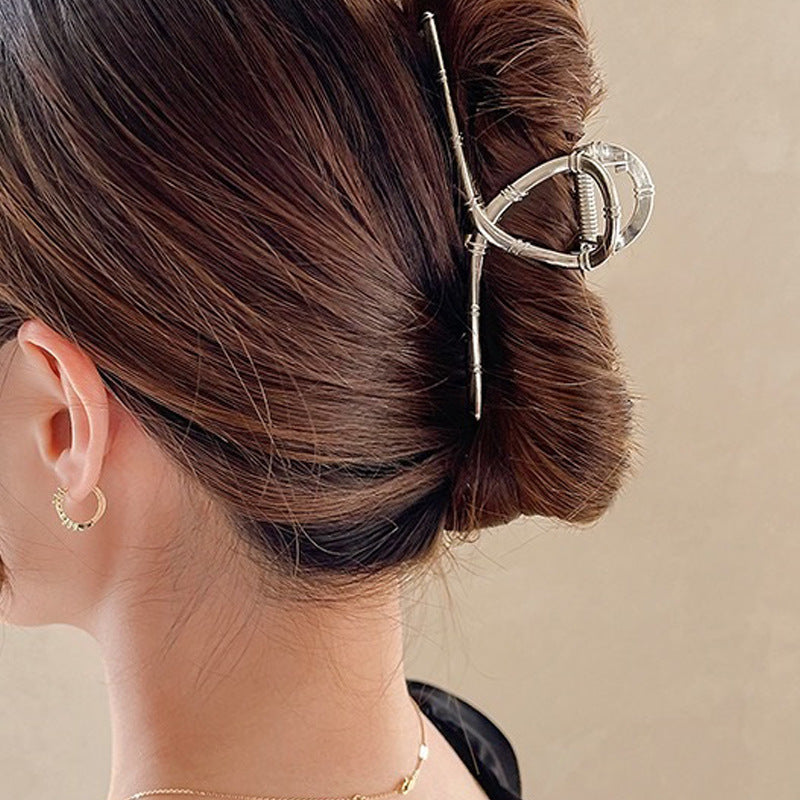 Oversized Pearl Wave Hair Accessory Headband for Women