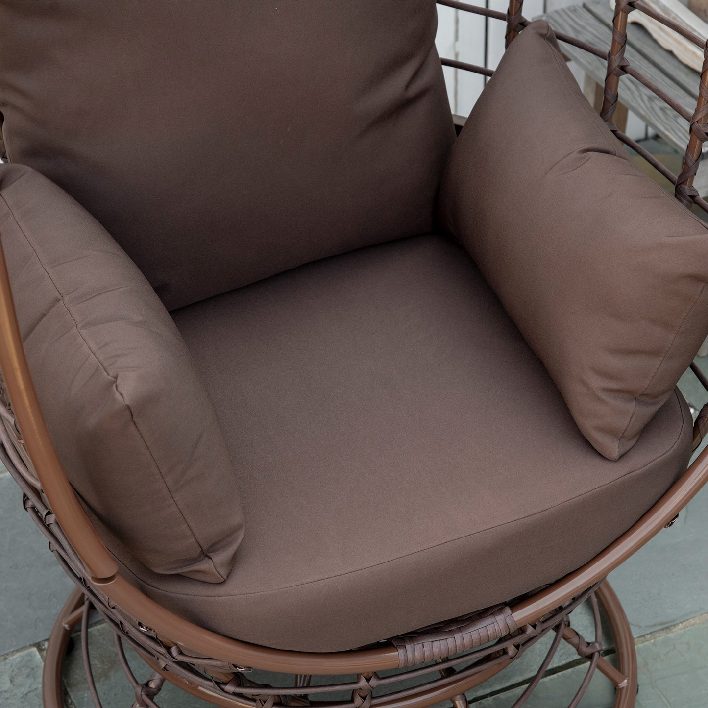 360° Rotating Wicker Egg Chair - All-Weather Brown Rattan Seat