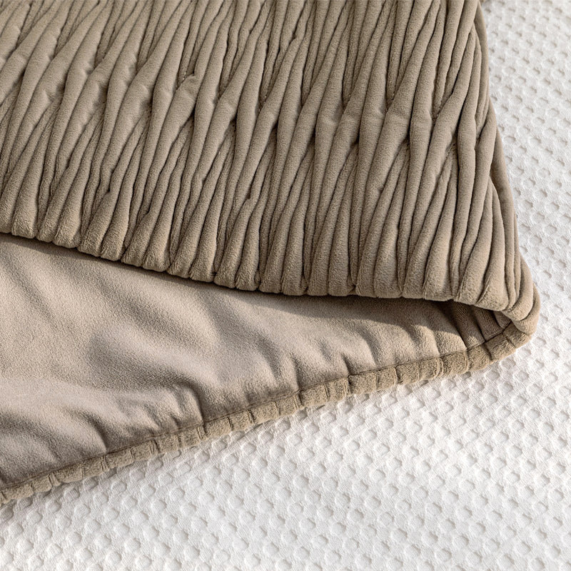 Modern Minimalist Bed Runner and Pillow Cover Set for Home Decor