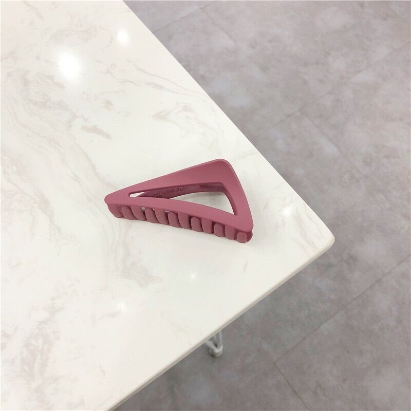Frosted Texture Plastic Hairpin - Retro Wind Style Hair Accessory