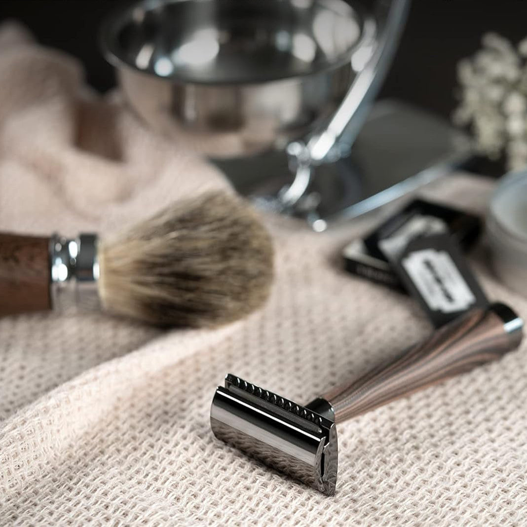 Men's Safety Razor with Wooden Handle