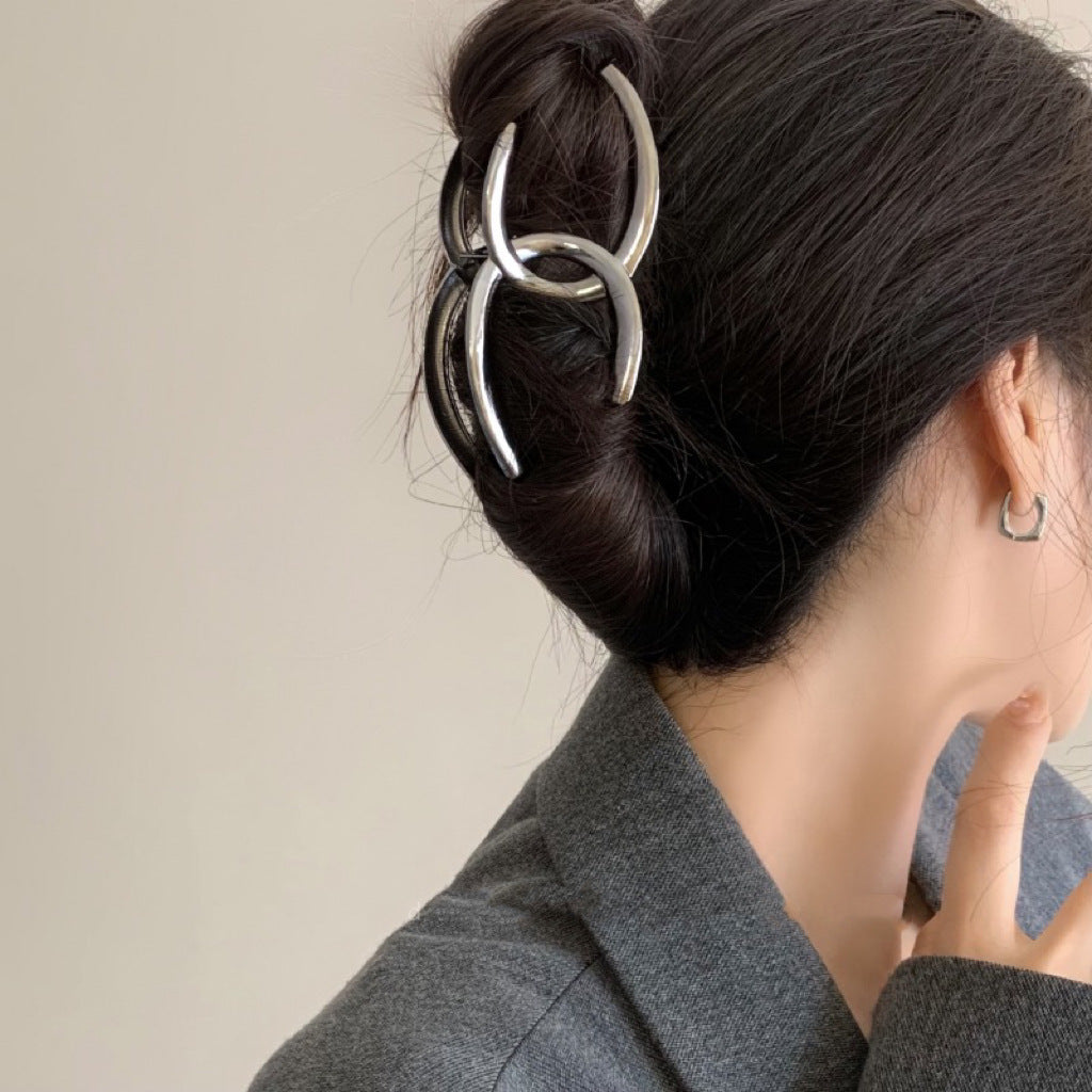 Oversized Pearl Wave Hair Accessory Headband for Women
