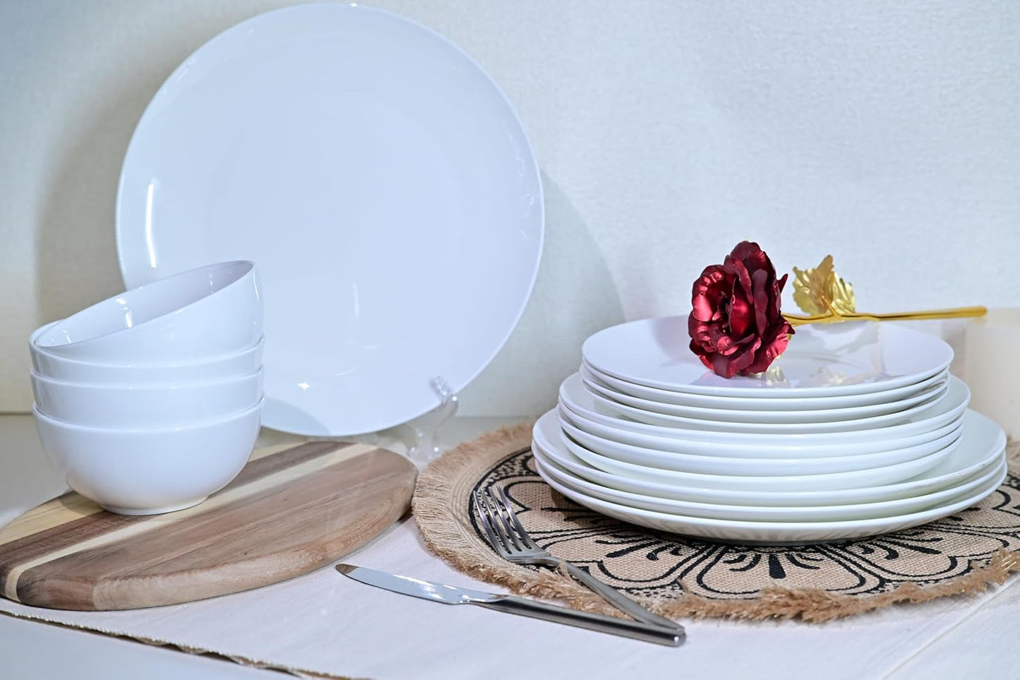 Jasmine Bone China Dinnerware Set - 16 Pieces, Service for 4