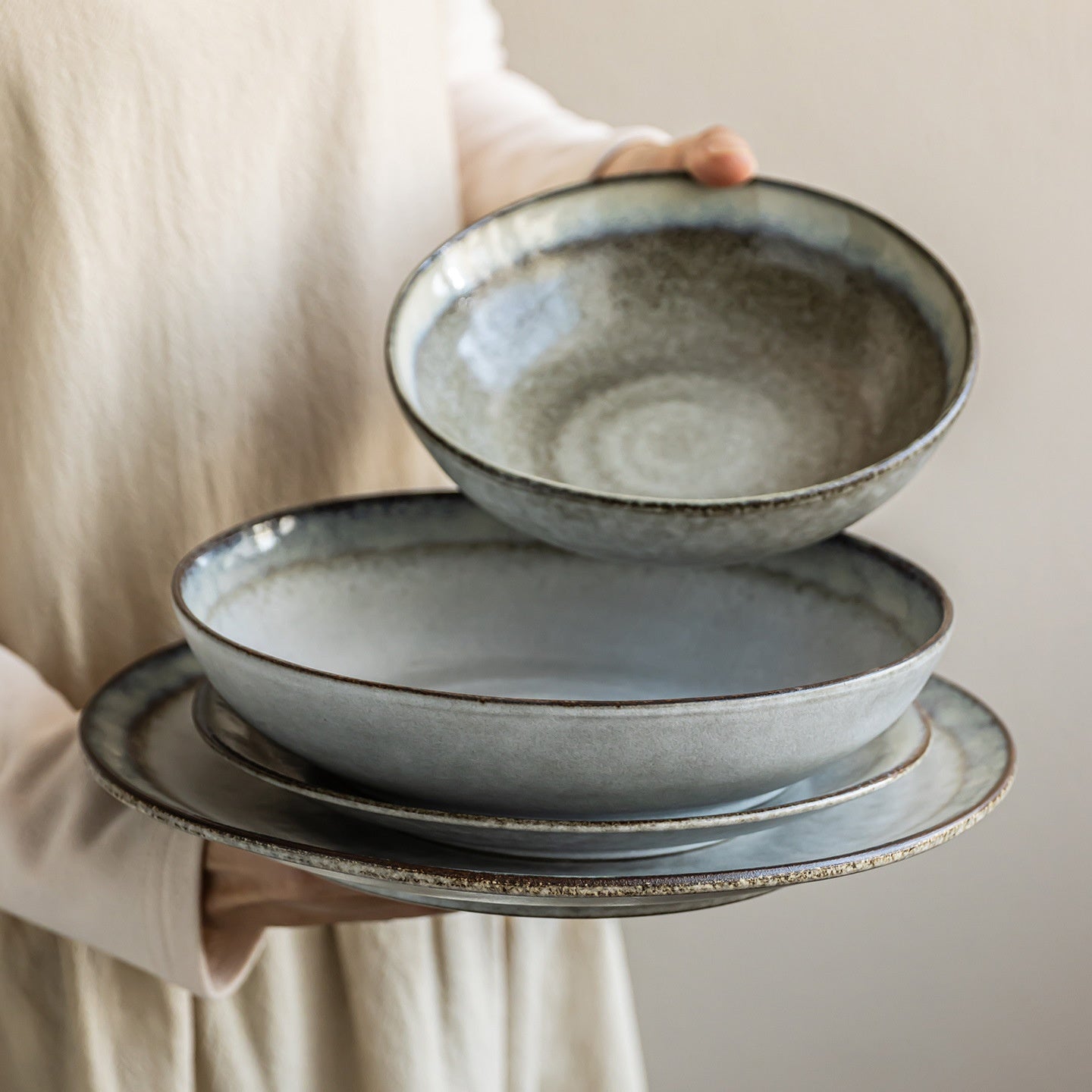 Ceramic Dinnerware Set for Kitchen & Home Use - Multiple Sizes & Grades