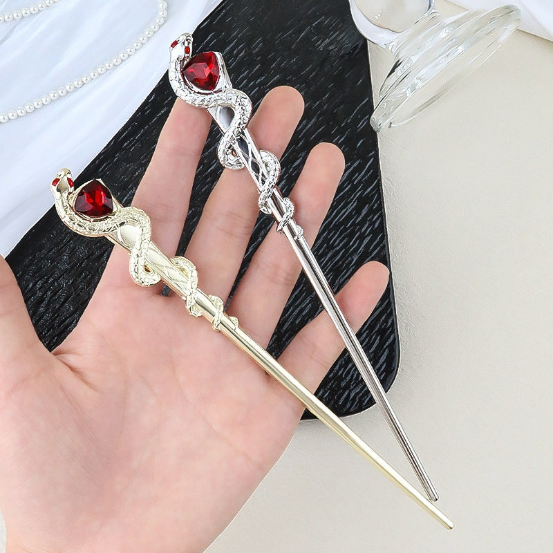 Versatile Snake-Shaped Alloy Hairpin - Elegant Hair Accessory for Women
