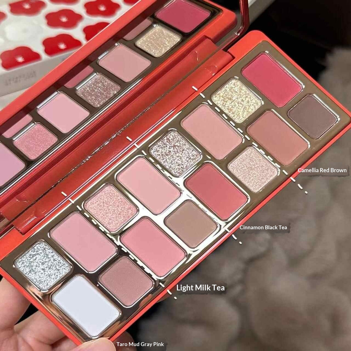 16-Color Eyeshadow Palette Matte and Shimmer Finishes for Makeup and Cosplay
