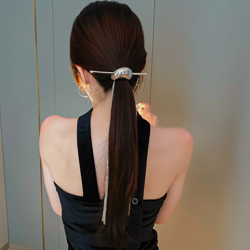 Silver Moon Tassel Hairpin