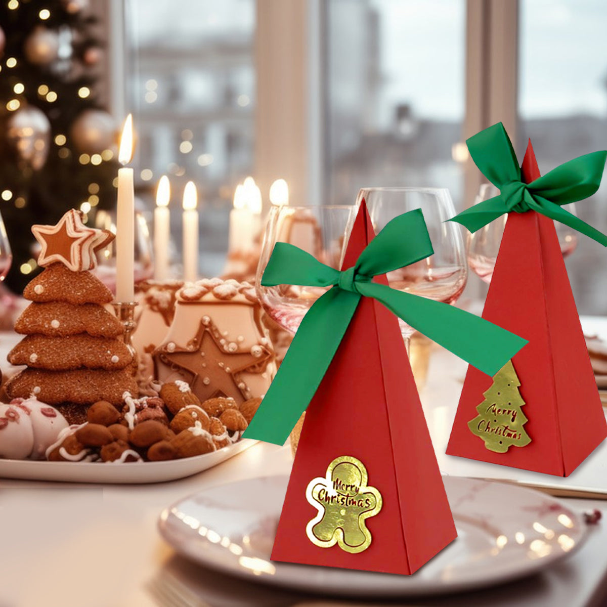 20-Pack Pre-Assembled Christmas Treat Boxes - Red Triangle Design