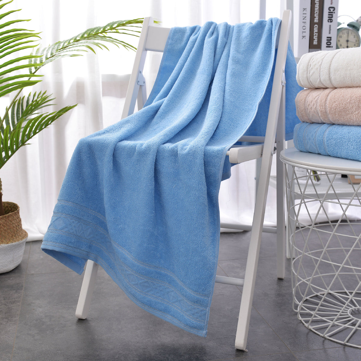 Large Cotton Bath Towel - Thickened, Highly Absorbent, Solid Color