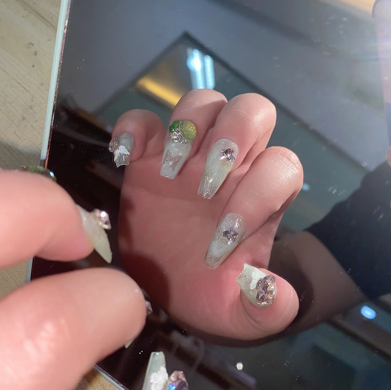 Psychedelic Dream Fake Nail Patches - Short Ladder