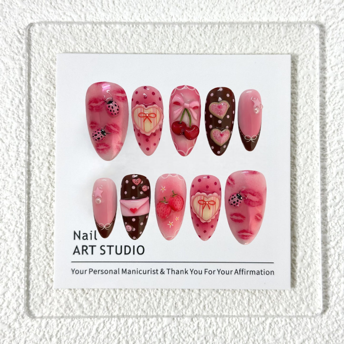 Heart-Shaped Strawberry Polka Dot Nail Tips - Wearable Nail Art Accessories
